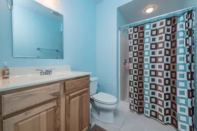 32958 N Stone Manor Drive, Grayslake, IL 60030 - Photo 33