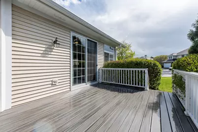 32958 N Stone Manor Drive, Grayslake, IL 60030 - Photo 37