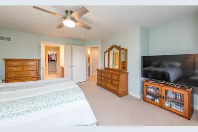 32958 N Stone Manor Drive, Grayslake, IL 60030 - Photo 19
