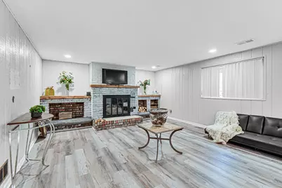 15601 Ridgeland Avenue, Oak Forest, IL 60452 - Photo 9