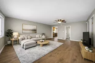 641 Dulles Rd, Des Plaines, IL 60016 - Photo 7