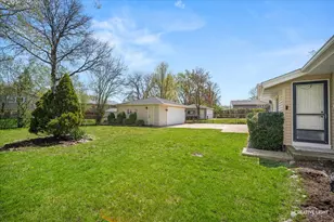 607 Grace Ln, Schaumburg, IL 60193 - Photo 23