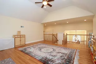 310 Jennifer Ln, Roselle, IL 60172 - Photo 39