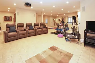 310 Jennifer Ln, Roselle, IL 60172 - Photo 45