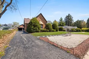 1125 Cedar Ave, Elgin, IL 60120 - Photo 51