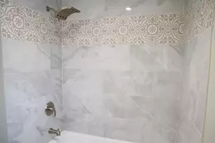 9042 S Emerald Ave, Chicago, IL 60620 - Photo 27