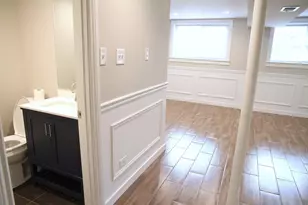 9042 S Emerald Ave, Chicago, IL 60620 - Photo 17