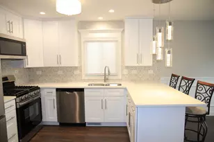 9042 S Emerald Ave, Chicago, IL 60620 - Photo 9