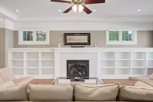 333 Kenmore Ave, Elmhurst, IL 60126 - Photo 3