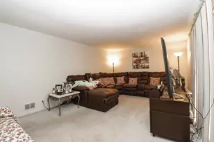 35 Meyerson Way, Wheeling, IL 60090 - Photo 17