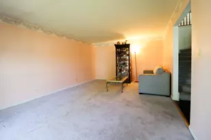 35 Meyerson Way, Wheeling, IL 60090 - Photo 5