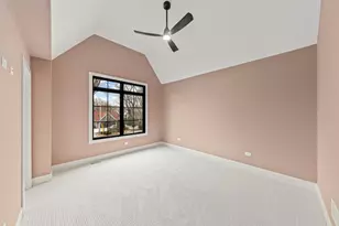 660 N Eagle St, Naperville, IL 60563 - Photo 35