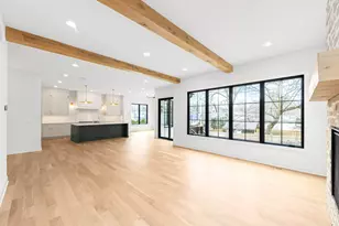 660 N Eagle St, Naperville, IL 60563 - Photo 11
