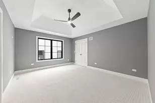 660 N Eagle St, Naperville, IL 60563 - Photo 31
