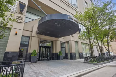 111 W Maple Street #1807, Chicago, IL 60610 - Photo 1