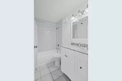 111 W Maple Street #1807, Chicago, IL 60610 - Photo 25