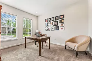1251 W Thomas Rd, Wheaton, IL 60187 - Photo 5