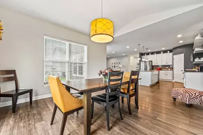 1251 W Thomas Road, Wheaton, IL 60187 - Photo 23