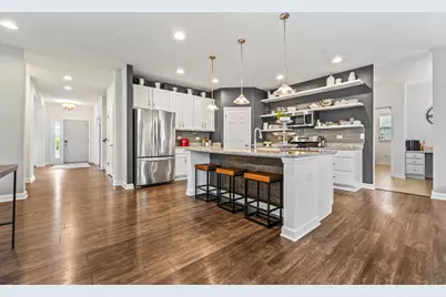 1251 W Thomas Road, Wheaton, IL 60187 - Photo 13