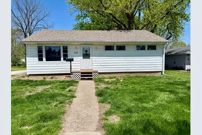 207 E Illinois Street, Cambridge, IL 61238 - Photo 1
