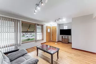 1313 N 22nd Ave, Melrose Park, IL 60160 - Photo 5