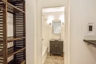 21 W Goethe St, Chicago, IL 60610 - Photo 11