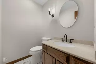 1749 E Bailey Rd, Naperville, IL 60565 - Photo 15