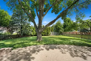 1749 E Bailey Rd, Naperville, IL 60565 - Photo 33