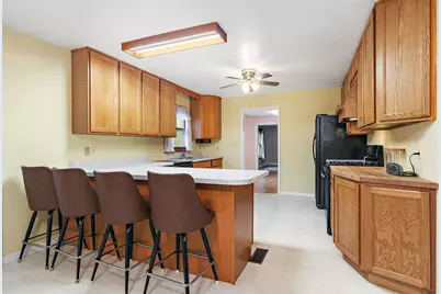 148 Holly Street, Dekalb, IL 60115 - Photo 15