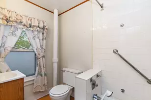 148 Holly St, Dekalb, IL 60115 - Photo 11