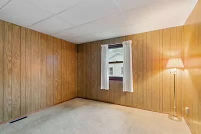 148 Holly Street, Dekalb, IL 60115 - Photo 19