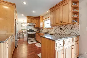 117 Annapolis Dr, Vernon Hills, IL 60061 - Photo 17