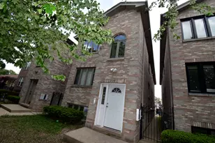 2729 W 37th Pl, Chicago, IL 60632 - Photo 19
