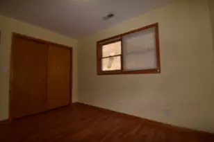 2729 W 37th Pl, Chicago, IL 60632 - Photo 7