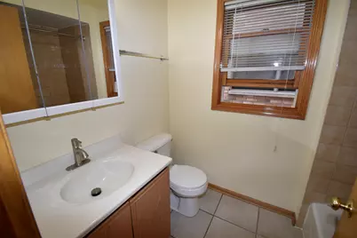 2729 W 37th Place #Garden, Chicago, IL 60632 - Photo 9