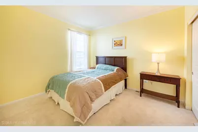 2661 Venetian Lane, Elgin, IL 60124 - Photo 19