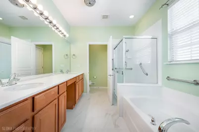 2661 Venetian Lane, Elgin, IL 60124 - Photo 17
