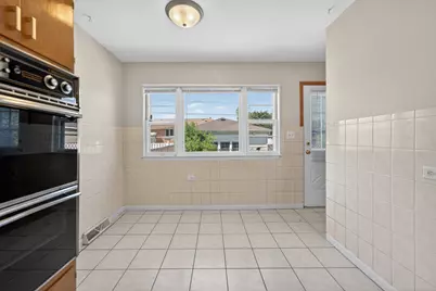 9134 Chestnut Avenue, Franklin Park, IL 60131 - Photo 13