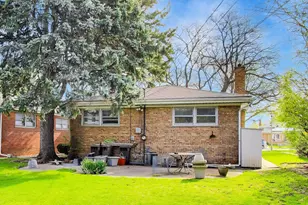 8840 Keeler Ave, Skokie, IL 60076 - Photo 25