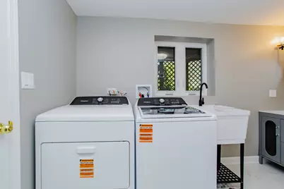 248 Spruce Avenue, Bensenville, IL 60106 - Photo 17