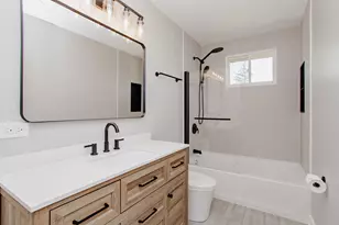 248 Spruce Ave, Bensenville, IL 60106 - Photo 9