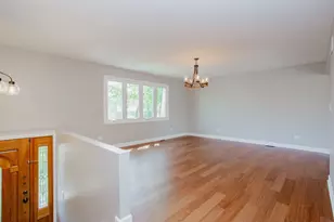 248 Spruce Ave, Bensenville, IL 60106 - Photo 3