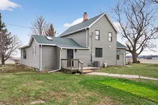 17093 Somonauk Rd, Dekalb, IL 60115 - Photo 5