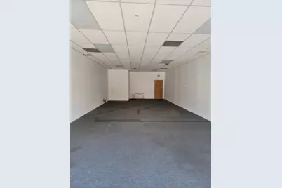 3032 N Milwaukee Avenue, Chicago, IL 60618 - Photo 3