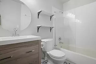 1660 N La Salle Dr, Chicago, IL 60614 - Photo 9