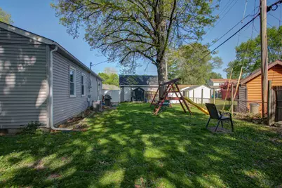 1404 Briarwood Drive, Champaign, IL 61821 - Photo 9