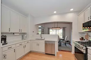1162 Lily Field Ln, Bolingbrook, IL 60440 - Photo 5