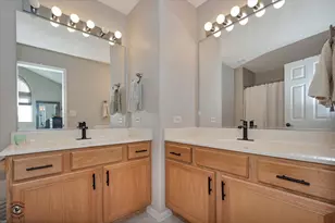 1162 Lily Field Ln, Bolingbrook, IL 60440 - Photo 13