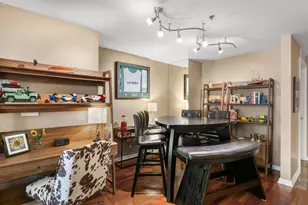 160 E Illinois St, Chicago, IL 60611 - Photo 7