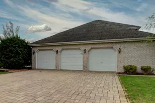 17430 Bridalwood Ln, Tinley Park, IL 60487 - Photo 35